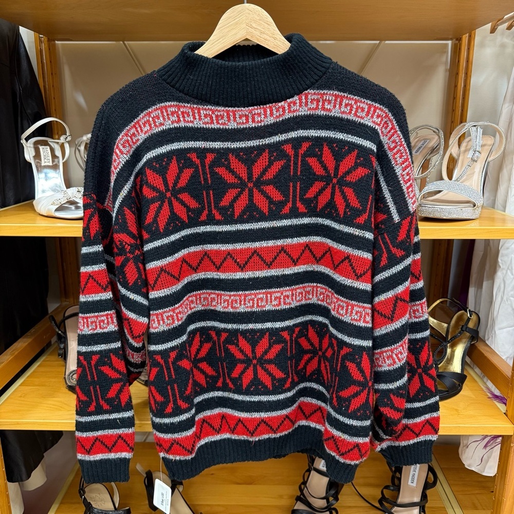 Vintage Black and Red Oversized Christmas Sweater